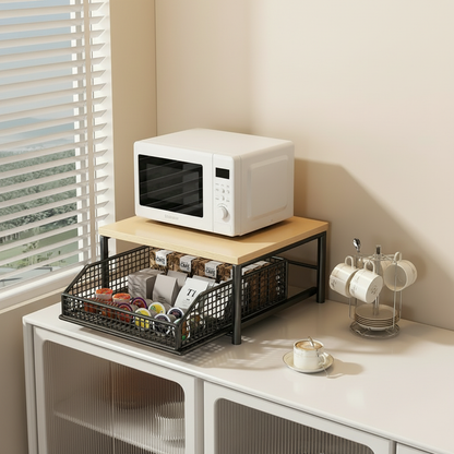 Etagere micro onde blanc avec tasses
